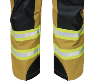 Especially ergonomic cut with few seams