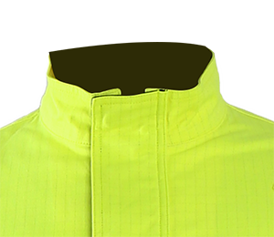 Especially ergonomic cut with few seams