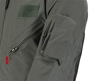 Especially ergonomic cut with few seams