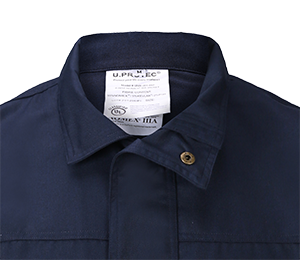 Especially ergonomic cut with few seams